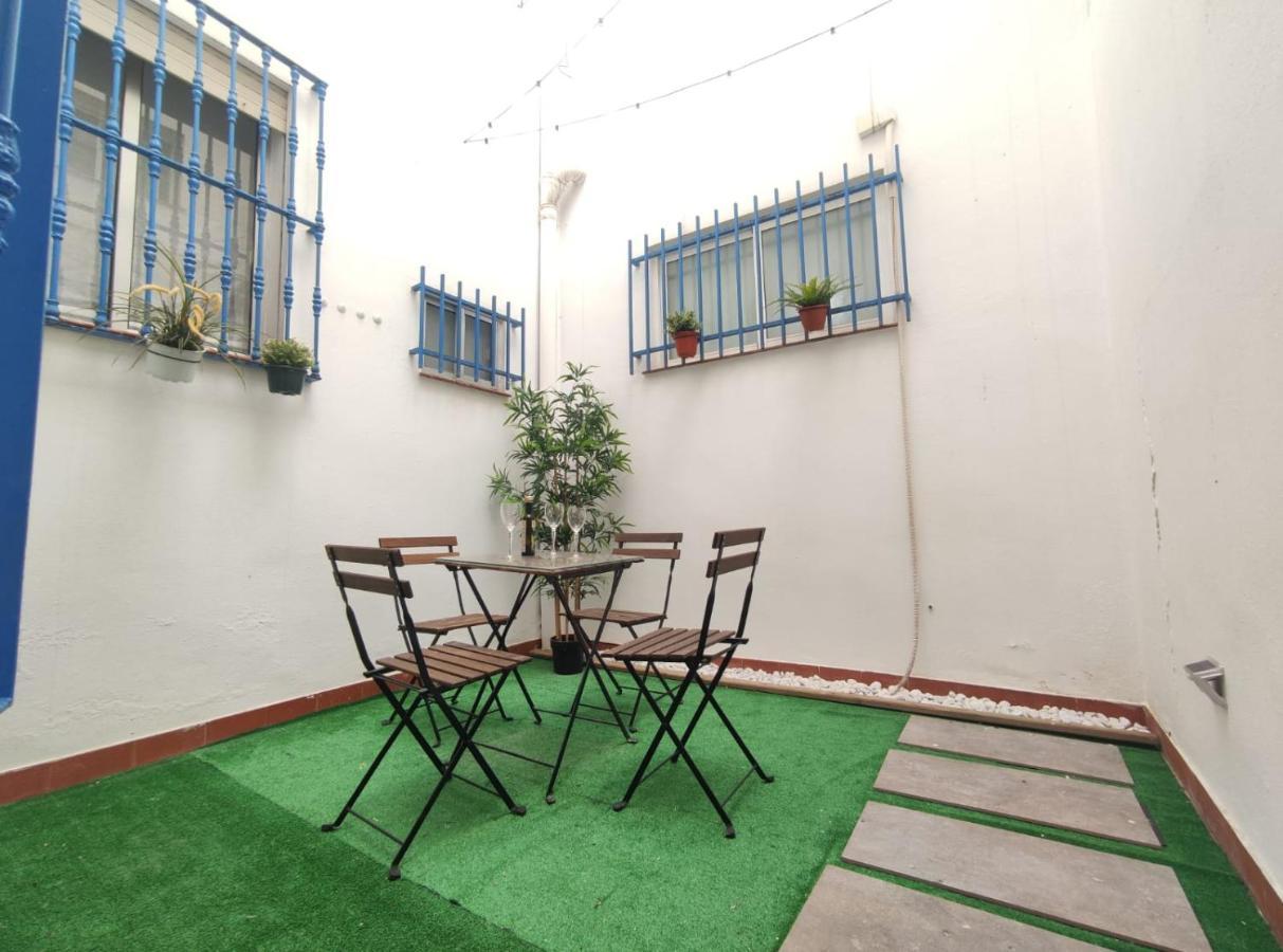 Covadonga Suite Home Seville Exterior photo