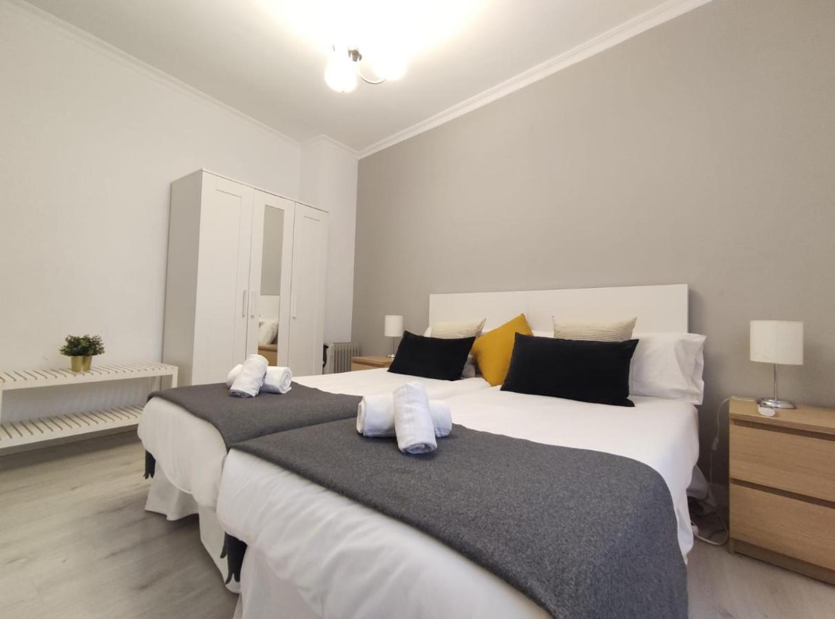 Covadonga Suite Home Seville Exterior photo